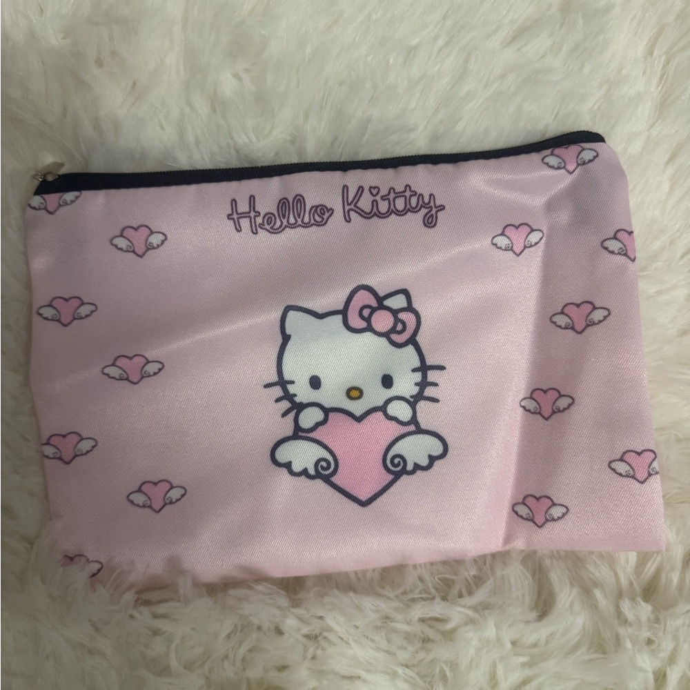 Hello Kitty Pink Accessories pouch. New.